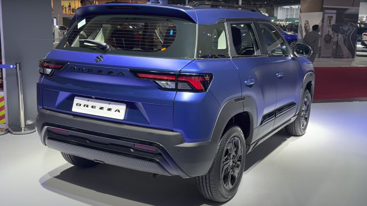 Maruti Suzuki Brezza S-CNG SUV in blue color in showroom