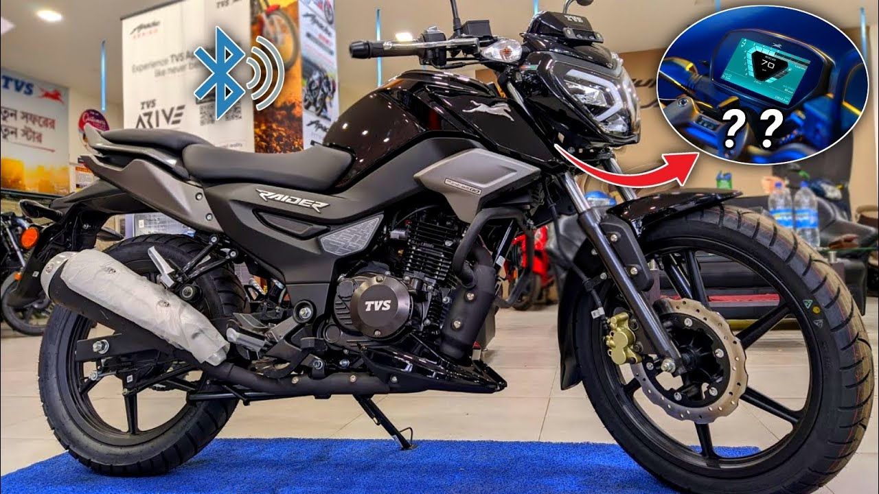 Tvs Raider 125 in black color in shworoom